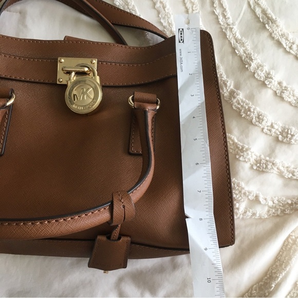 Michael Kors Hamilton Elegant Brown Leather Handbag - Picture 6 of 11